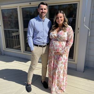 Floral maternity dress